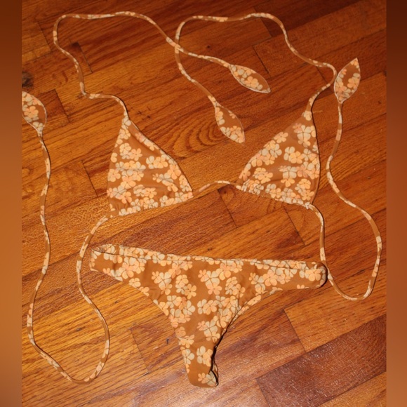 Benoa Lei Petite - Picture 1 of 1